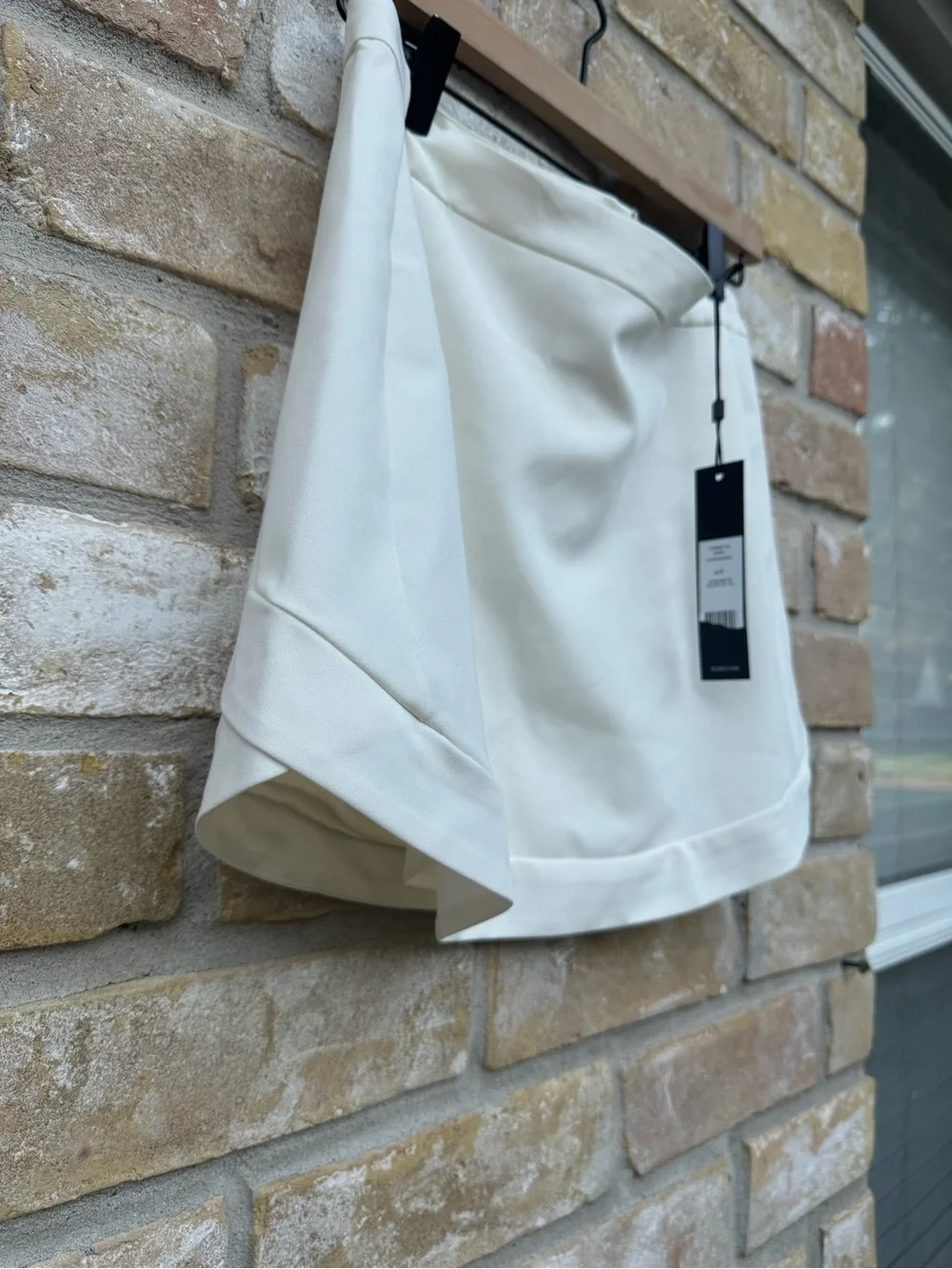 NWT BCBGMAXAZRIA Ivory Mini Skirt Size S Gardenia A-Line Flare